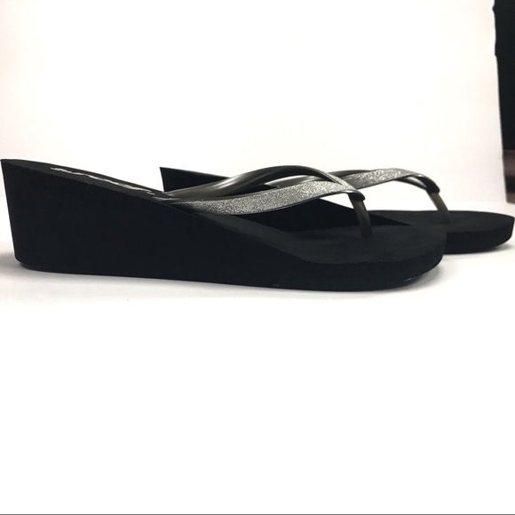 reef flip flops silver